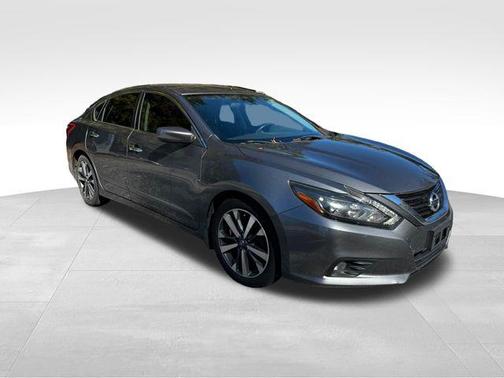 2016 Nissan Altima 2.5 SR
