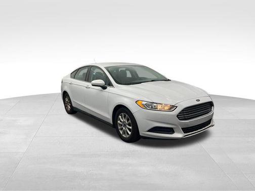 2016 Ford Fusion S