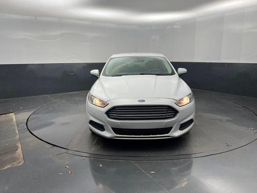 2016 Ford Fusion S