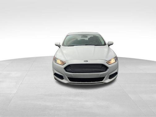 2016 Ford Fusion S