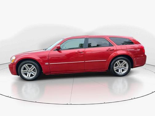 2005 Dodge Magnum RT