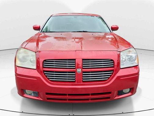 2005 Dodge Magnum RT