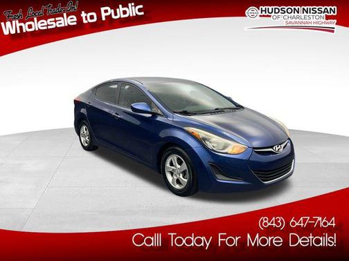 2015 Hyundai ELANTRA SE