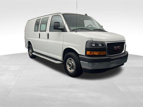 2023 GMC Savana 2500 Work Van