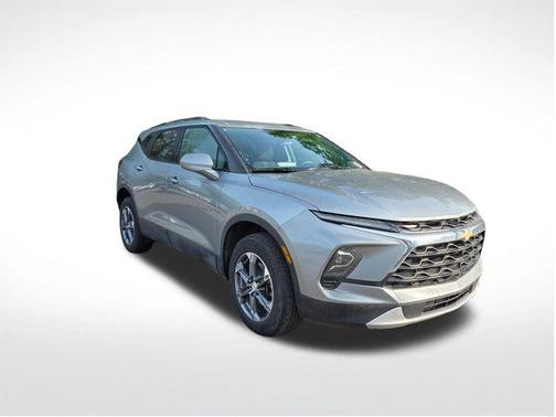 Sterling Gray Metallic 2024 Chevrolet Blazer 2LT
