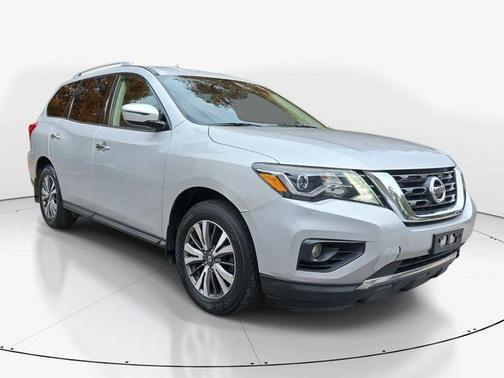 2020 Nissan Pathfinder SV 2WD