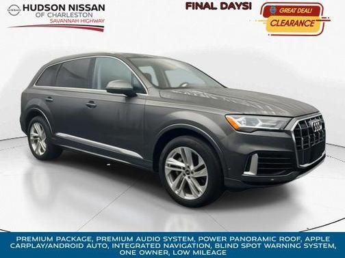 2022 Audi Q7 45 Premium Plus