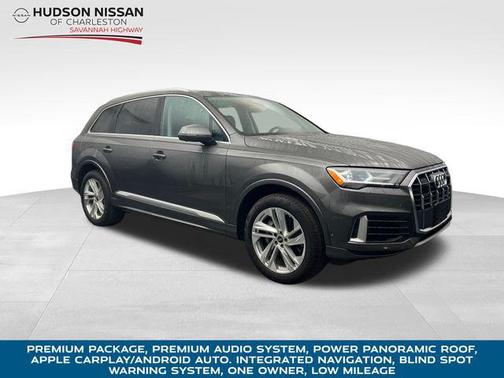 2022 Audi Q7 45 Premium Plus