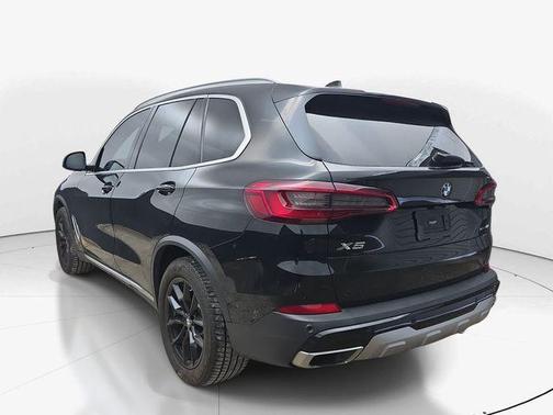 Jet Black 2020 BMW X5 sDrive40i