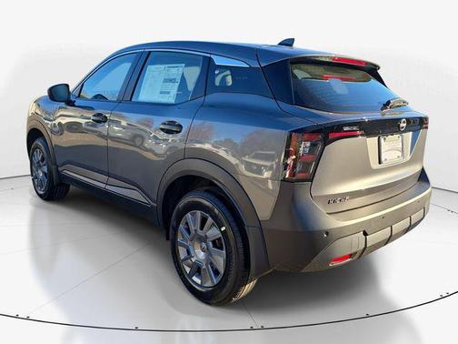 Gun Metallic 2026 Nissan Kicks S