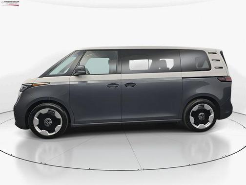 2025 Volkswagen ID. Buzz Pro S Plus