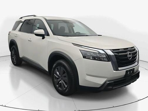 2025 Nissan Pathfinder SV FWD