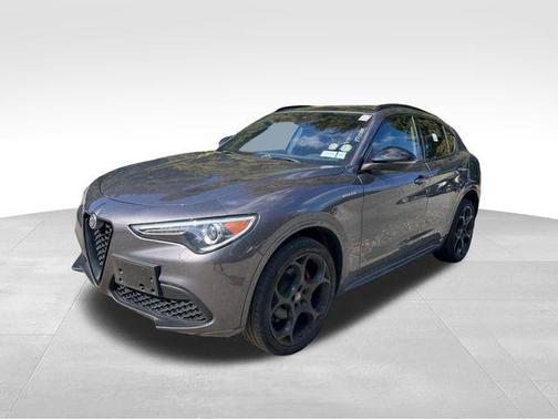2023 Alfa Romeo Stelvio Veloce AWD