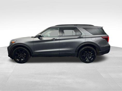 2024 Ford Explorer ST-Line