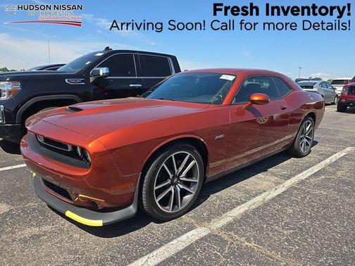 Sinamon Stick 2023 Dodge Challenger R/T