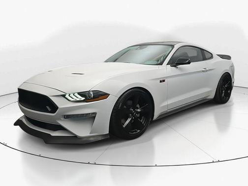 2022 Ford Mustang EcoBoost