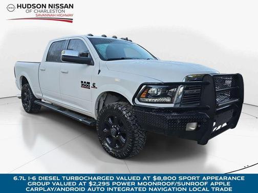2018 RAM 3500 Laramie Crew Cab 4x4 6'4' Box