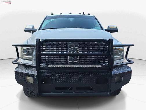 2018 RAM 3500 Laramie Crew Cab 4x4 6'4' Box