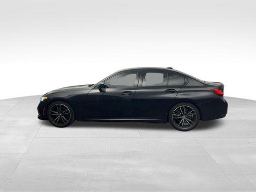 2023 BMW 330 330i