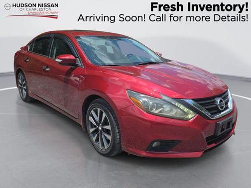 Cayenne Red 2016 Nissan Altima 2.5 SL
