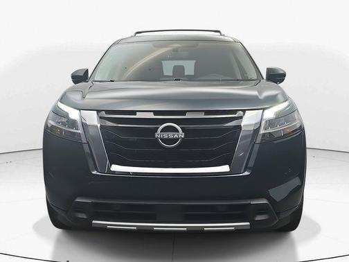 2024 Nissan Pathfinder SL FWD