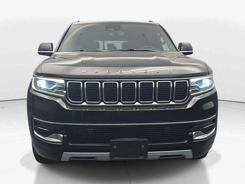 Diamond Black Crystal Pearlcoat 2024 Jeep Wagoneer L Series II 4x2