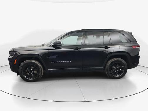 2024 Jeep Grand Cherokee Altitude