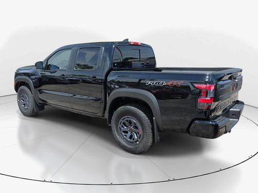 Super Black 2026 Nissan Frontier PRO-4X