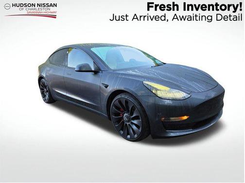 Midnight Silver Metallic 2022 Tesla Model 3 Performance