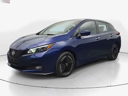 2024 Nissan Leaf SV Plus