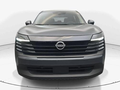 Gun Metallic 2025 Nissan Kicks SV