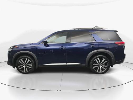 2023 Nissan Pathfinder Platinum 4WD