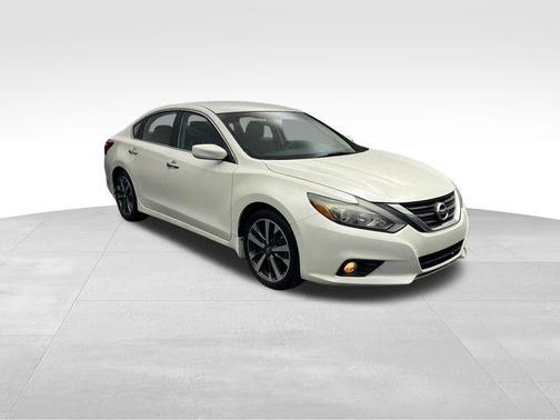 2016 Nissan Altima 2.5 SR