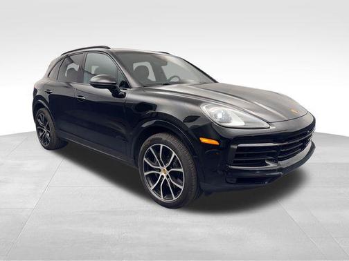2022 Porsche Cayenne Base