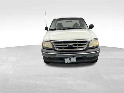 2002 Ford F-150 XL