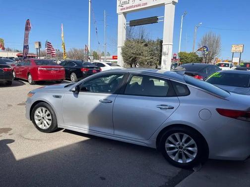 Sparkling Silver 2018 Kia Optima LX