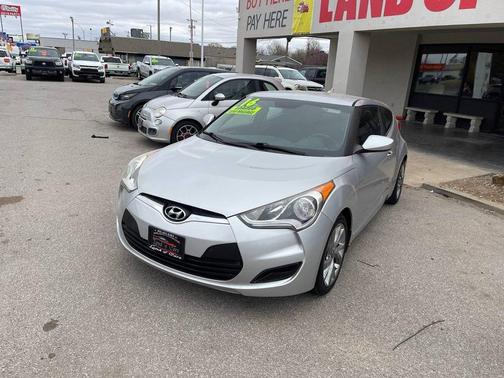 2016 Hyundai Veloster Base