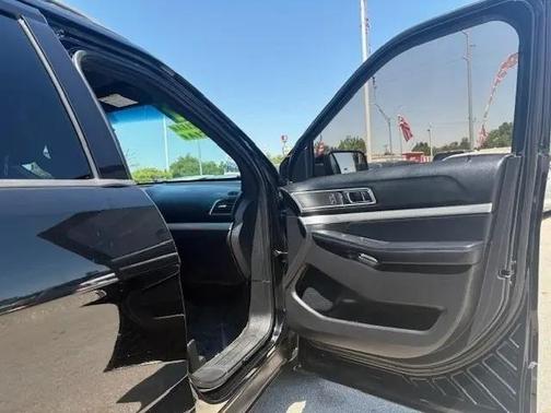 Shadow Black 2017 Ford Explorer XLT