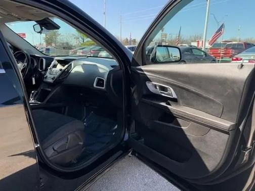 Mosaic Black Metallic 2017 Chevrolet Equinox 1LT