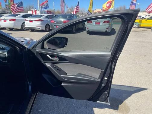 2016 Mazda Mazda3 i Sport