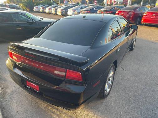 2012 Dodge Charger SXT