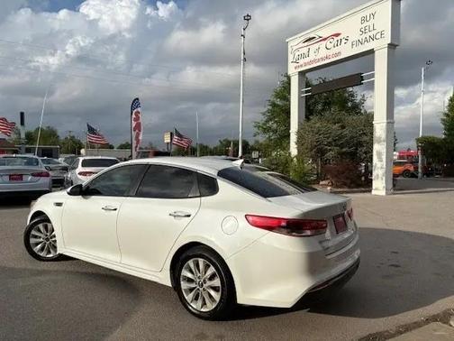 2018 Kia Optima LX