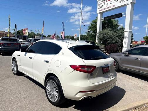 2018 Maserati Levante GranLusso