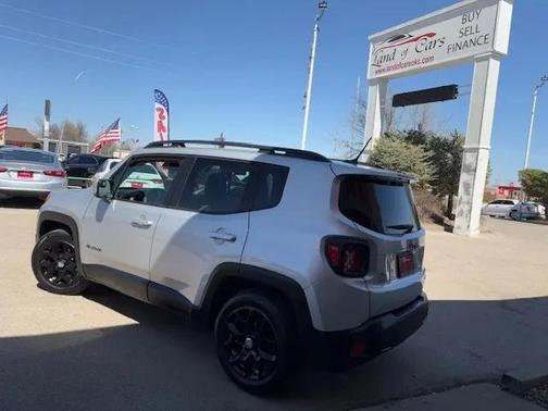 Glacier Metallic 2015 Jeep Renegade Latitude
