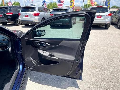 2017 Chevrolet Malibu 1LS