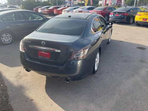 2012 Nissan Maxima SV