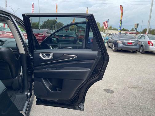 2016 INFINITI QX60 Base