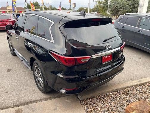 2016 INFINITI QX60 Base