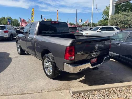 Granite Crystal Metallic Clearcoat 2015 RAM 1500 Big Horn