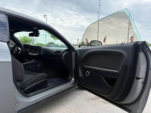 Destroyer Gray Clearcoat 2018 Dodge Challenger R/T